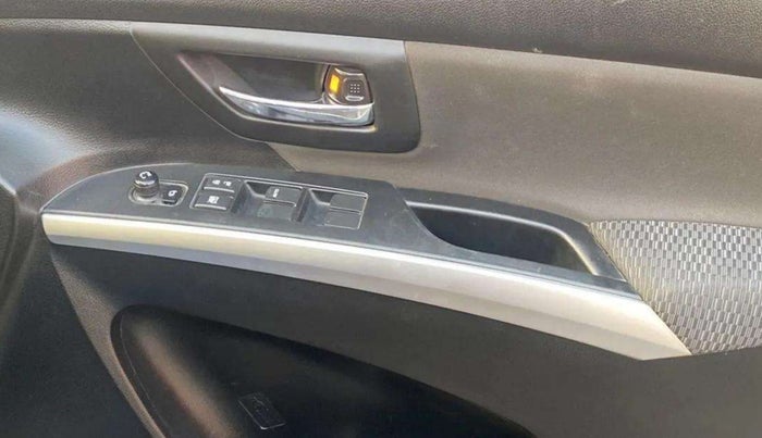 2019 Maruti S Cross ZETA 1.3, Diesel, Manual, 30,466 km, Driver Side Door Panels Control