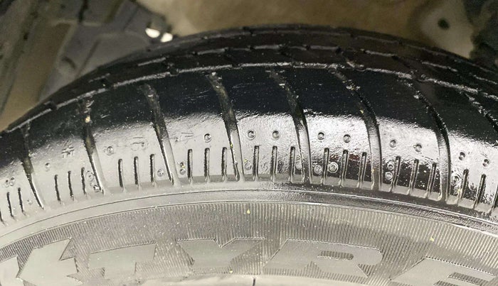 2020 Maruti Celerio ZXI, Petrol, Manual, 40,180 km, Left Front Tyre Tread