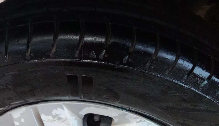 2017 Maruti Alto 800 LXI, Petrol, Manual, 43,893 km, Right Rear Tyre Tread