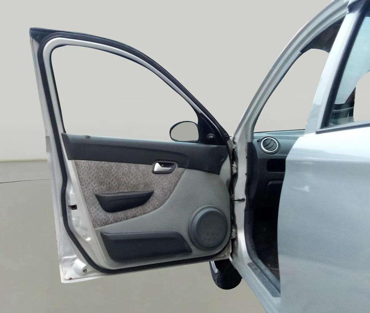 2017 Maruti Alto 800 LXI, Petrol, Manual, 43,893 km, LHS Rear Door
