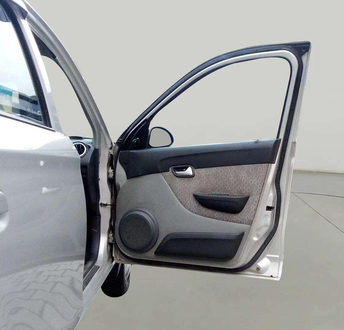 2017 Maruti Alto 800 LXI, Petrol, Manual, 43,893 km, RHS Front Door