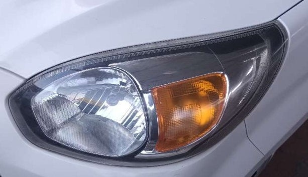 2017 Maruti Alto 800 LXI, Petrol, Manual, 32,852 km, Left headlight - Minor scratches