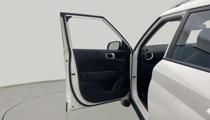 2022 Hyundai VENUE S+ 1.2, Petrol, Manual, 10,727 km, LHS Front Door