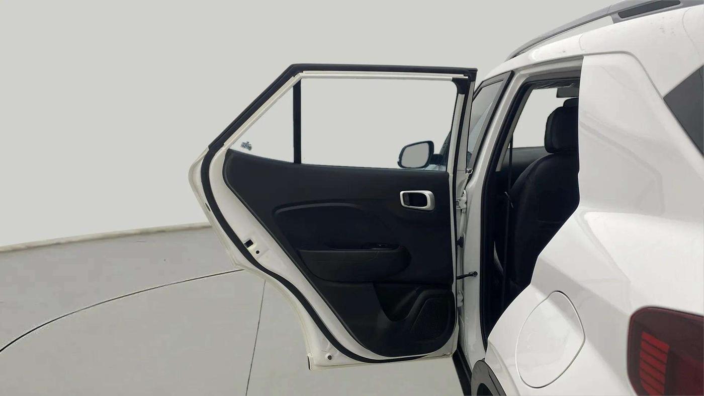 2022 Hyundai VENUE S+ 1.2, Petrol, Manual, 10,968 km, LHS Rear Door