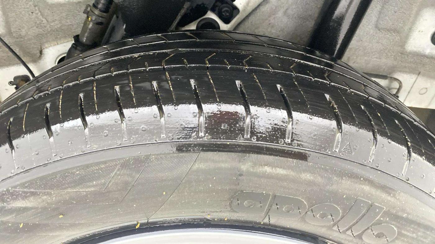 2022 Hyundai VENUE S+ 1.2, Petrol, Manual, 10,968 km, Left Rear Tyre Tread