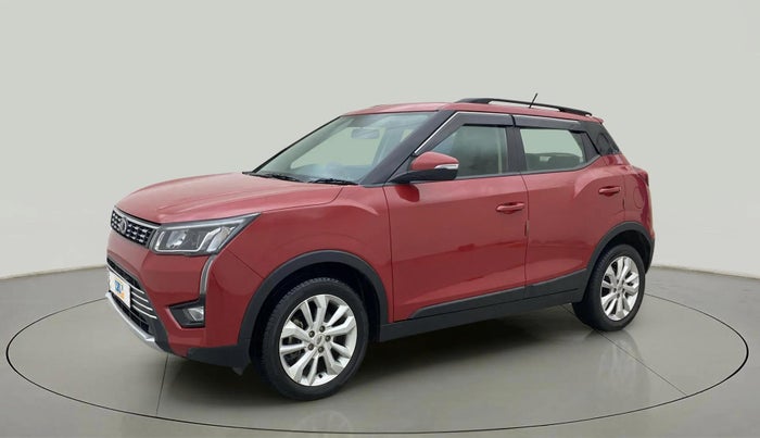 2021 Mahindra XUV300 W8 1.2 PETROL, Petrol, Manual, 38,662 km, Left Front Diagonal