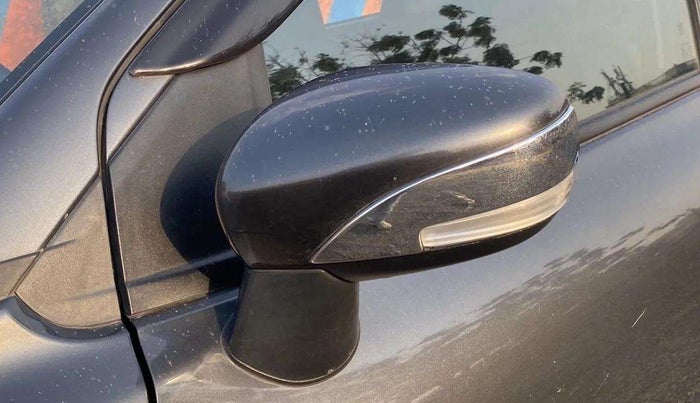 2023 Maruti FRONX DELTA PLUS 1.2MT, Petrol, Manual, 35,519 km, Right rear-view mirror - Minor folding noise