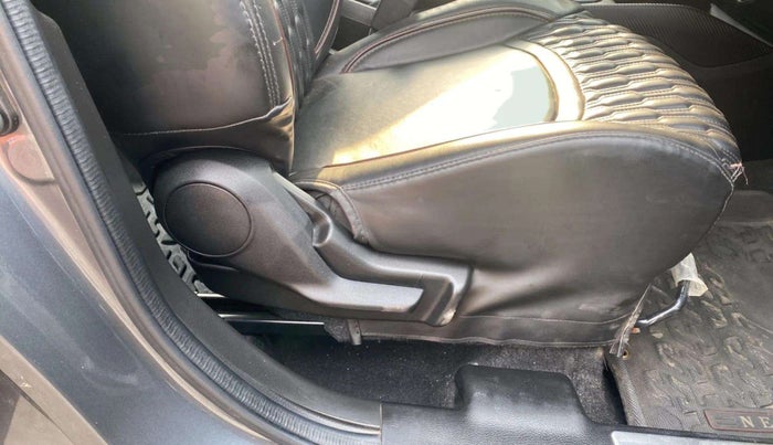 2023 Maruti FRONX DELTA PLUS 1.2MT, Petrol, Manual, 35,519 km, Driver Side Adjustment Panel