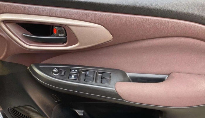 2023 Maruti FRONX DELTA PLUS 1.2MT, Petrol, Manual, 35,519 km, Driver Side Door Panels Control