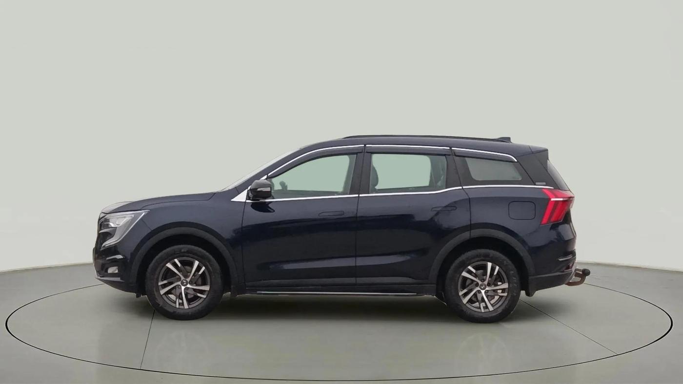 2022 Mahindra XUV700 AX 5 P MT 7 STR, Petrol, Manual, 58,089 km, Left Side