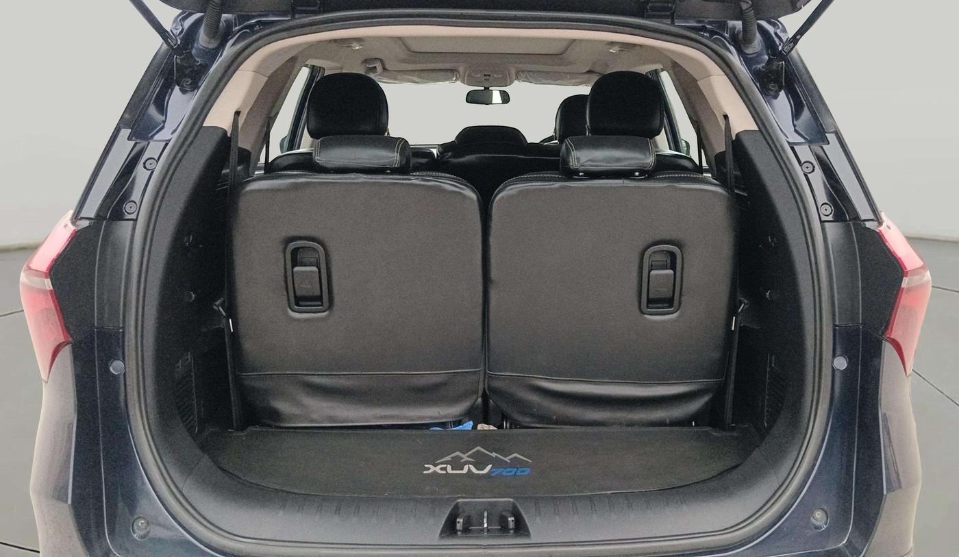 2022 Mahindra XUV700 AX 5 P MT 7 STR, Petrol, Manual, 58,089 km, Boot Open Zoomed View