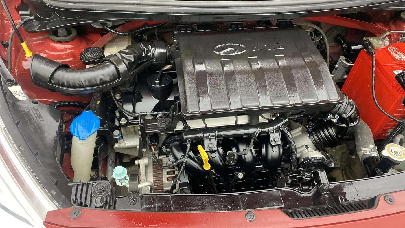 2019 Hyundai Grand i10 SPORTZ 1.2 KAPPA VTVT, Petrol, Manual, 33,844 km, Engine View - Right