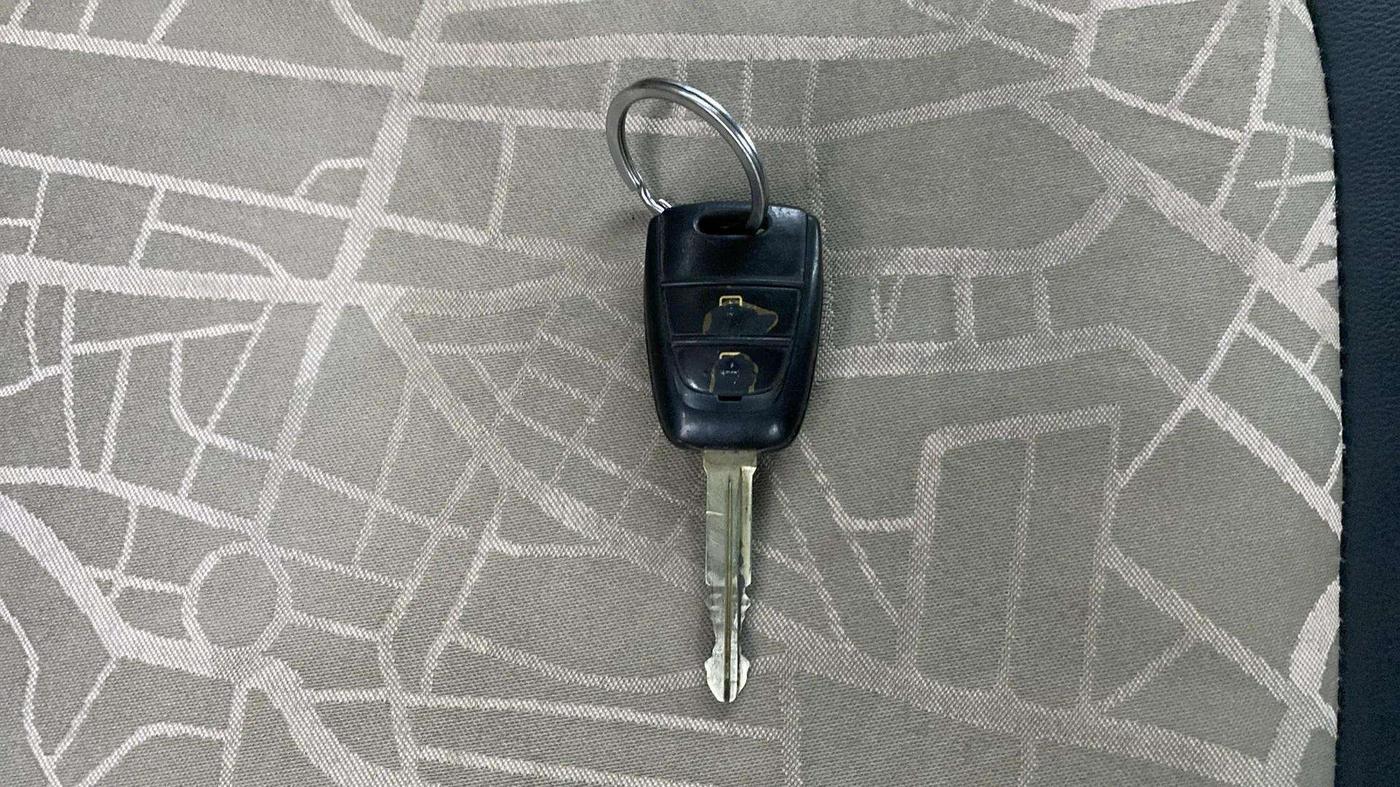 2019 Hyundai Grand i10 SPORTZ 1.2 KAPPA VTVT, Petrol, Manual, 33,844 km, Key Close Up