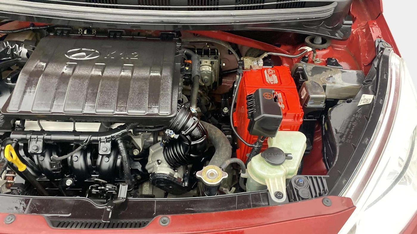 2019 Hyundai Grand i10 SPORTZ 1.2 KAPPA VTVT, Petrol, Manual, 33,844 km, Engine View - Left