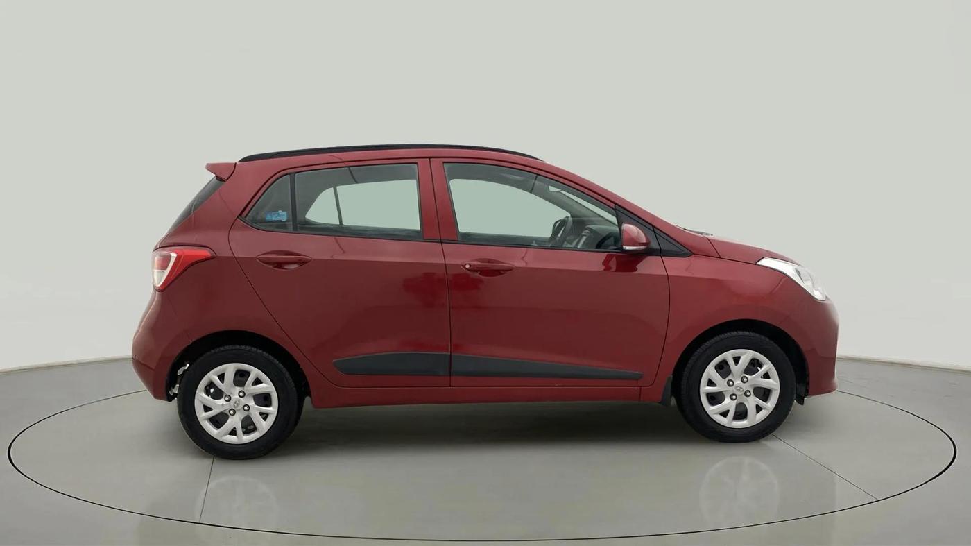 2019 Hyundai Grand i10 SPORTZ 1.2 KAPPA VTVT, Petrol, Manual, 33,844 km, Right Side View