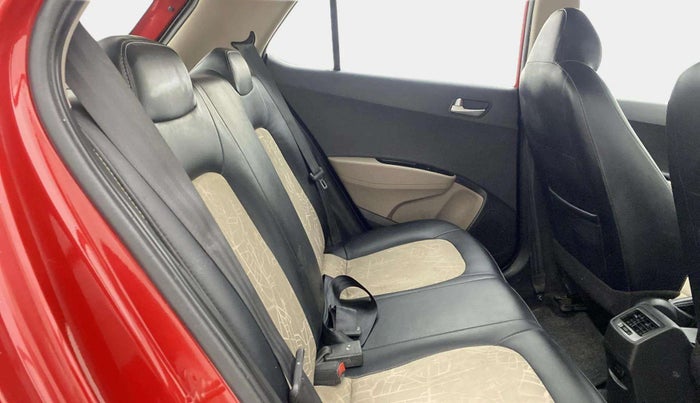 2019 Hyundai Grand i10 SPORTZ 1.2 KAPPA VTVT, Petrol, Manual, 33,726 km, Right Side Rear Door Cabin