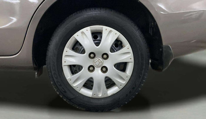 2015 Honda Amaze 1.2L I-VTEC S, Petrol, Manual, 40,429 km, Left Rear Wheel