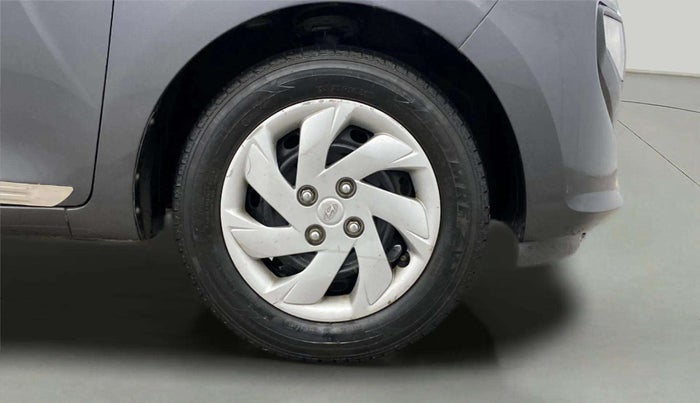 2020 Hyundai NEW SANTRO SPORTZ MT, CNG, Manual, 28,910 km, Right Front Wheel