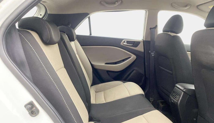 2015 Hyundai Elite i20 ASTA 1.2, Petrol, Manual, 59,293 km, Right Side Rear Door Cabin