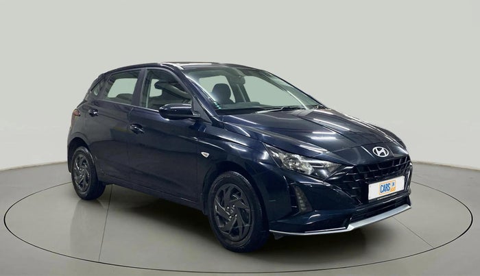 2024 Hyundai NEW I20 MAGNA 1.2 MT, Petrol, Manual, 7,496 km, Right Front Diagonal