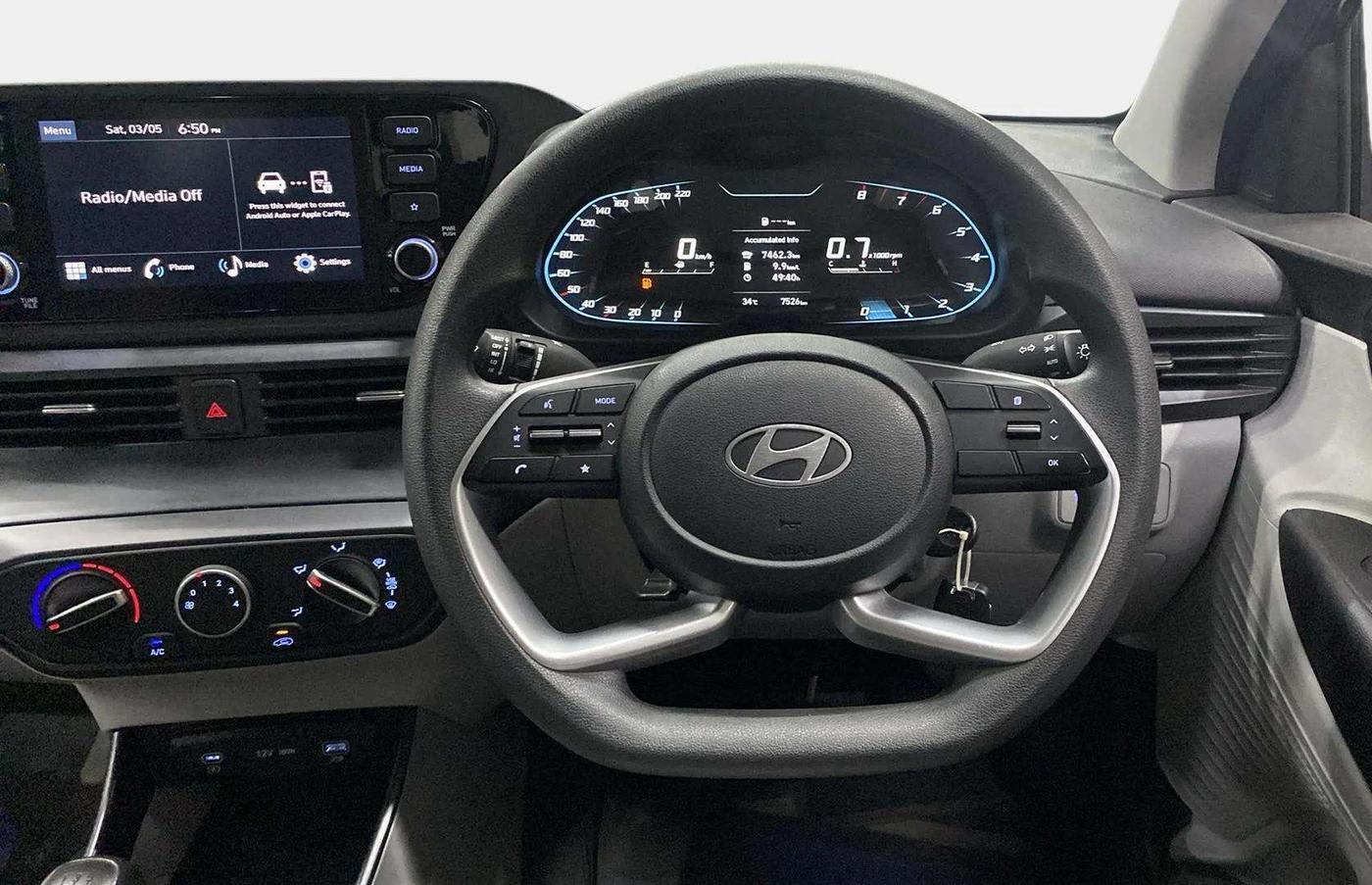 2024 Hyundai NEW I20 MAGNA 1.2 MT, Petrol, Manual, 7,496 km, Steering Wheel Close Up