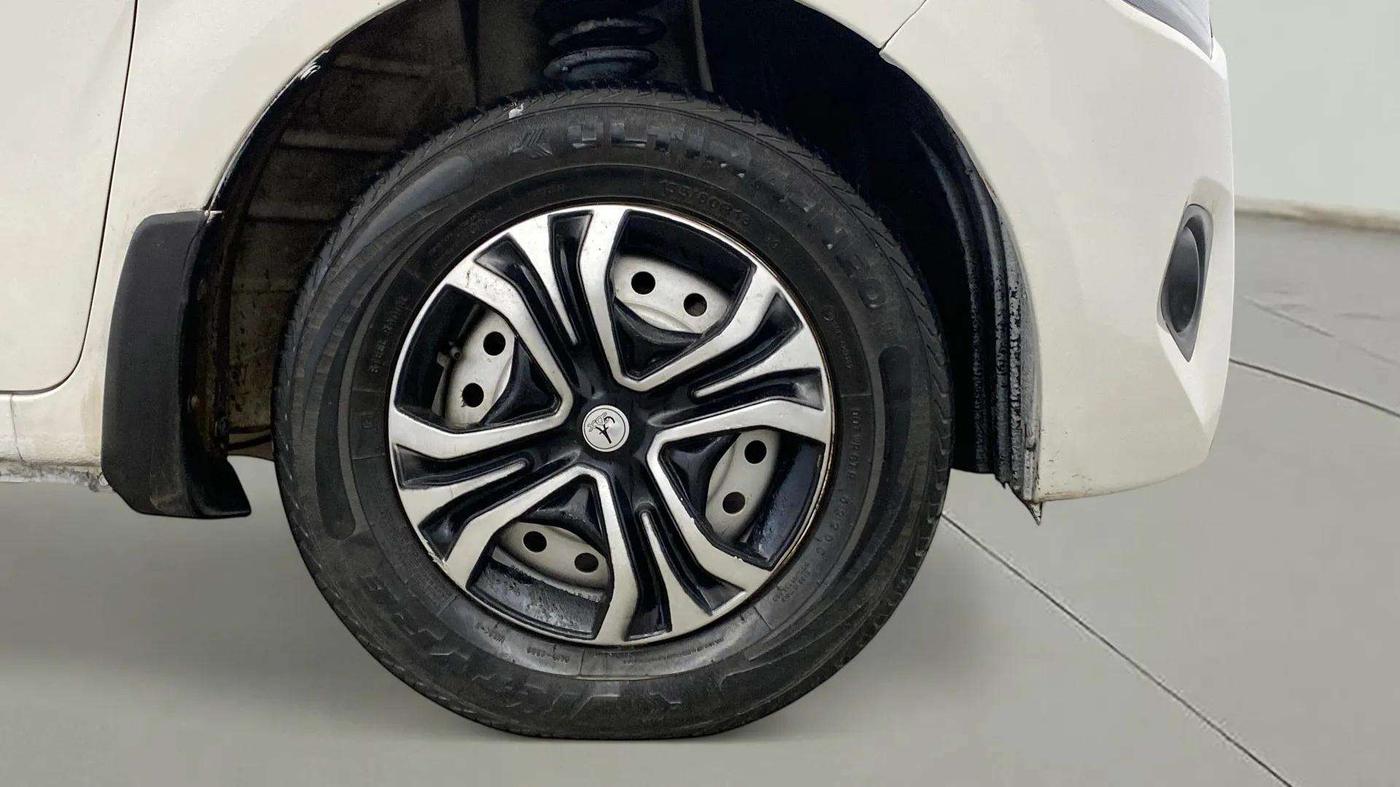 2021 Maruti New Wagon-R LXI CNG (O) 1.0, CNG, Manual, 36,550 km, Right Front Wheel