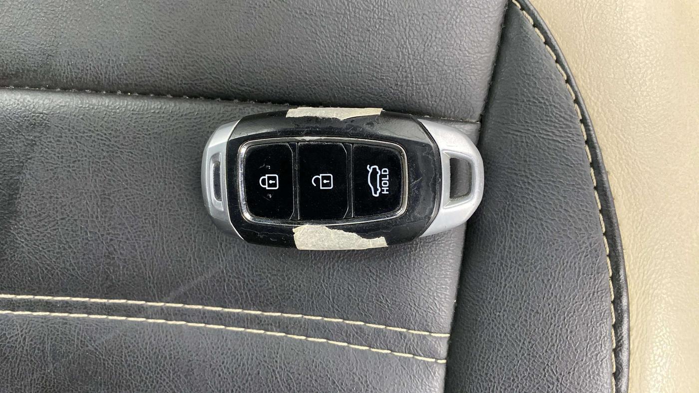 2021 Hyundai Verna SX 1.5 VTVT, Petrol, Manual, 83,514 km, Key Close Up