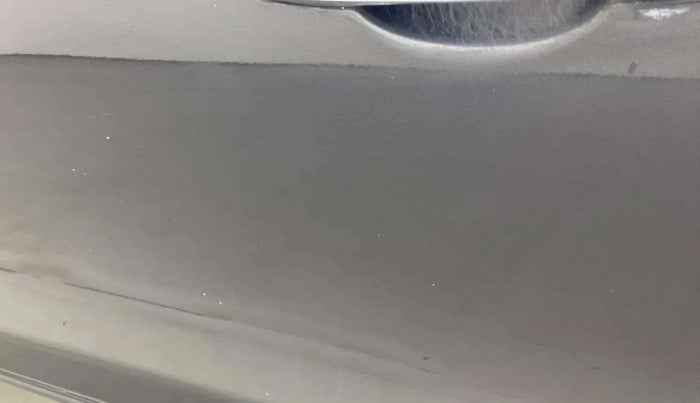 2021 Hyundai Verna SX 1.5 VTVT, Petrol, Manual, 83,514 km, Front passenger door - Minor scratches