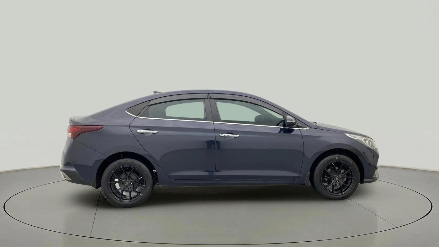 2021 Hyundai Verna SX 1.5 VTVT, Petrol, Manual, 83,514 km, Right Side View