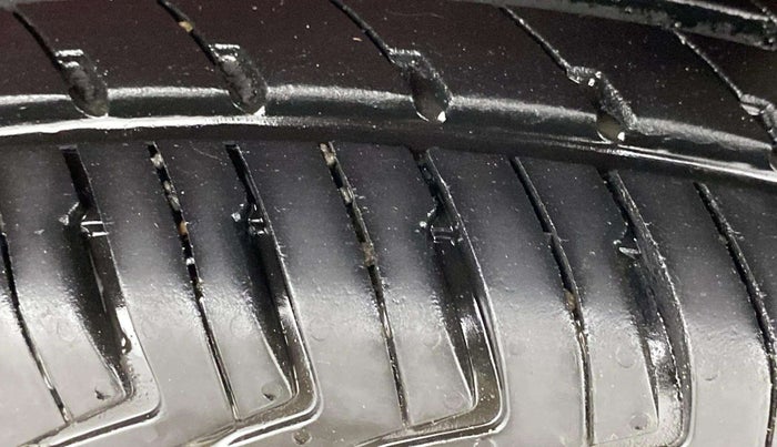 2024 Maruti Alto K10 VXI PLUS, Petrol, Manual, 13,433 km, Left Rear Tyre Tread
