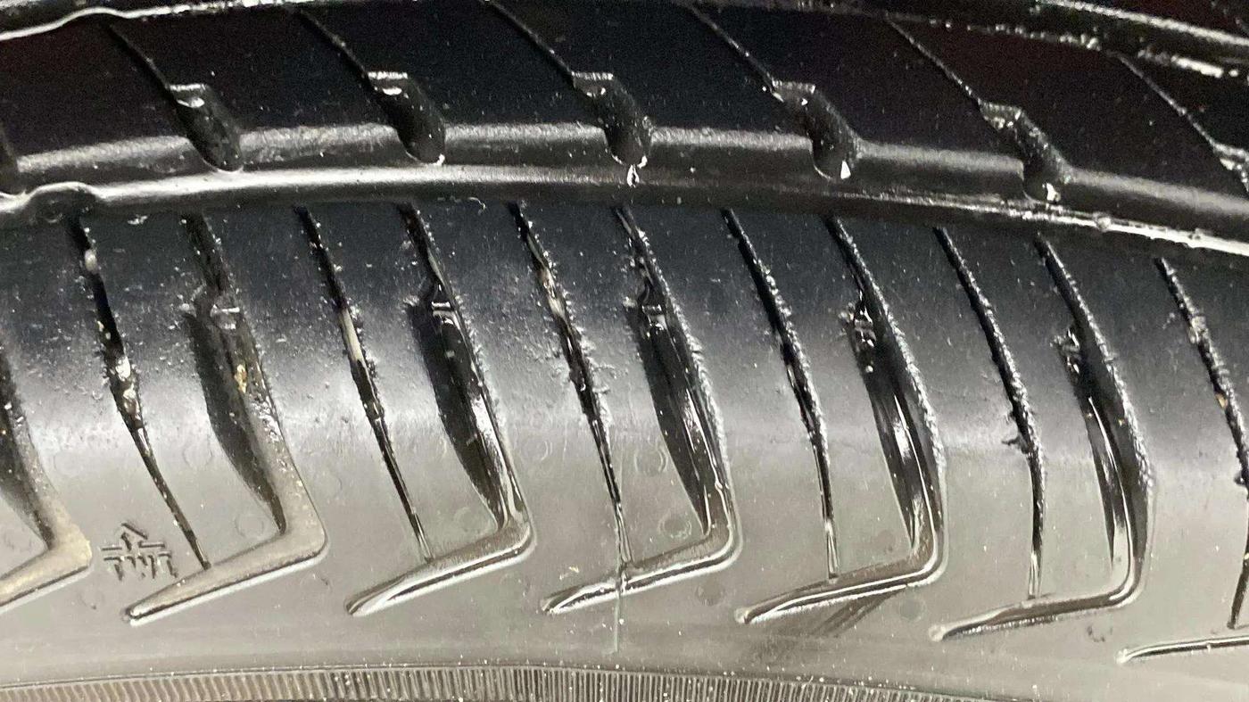 2024 Maruti Alto K10 VXI PLUS, Petrol, Manual, 13,486 km, Right Front Tyre Tread