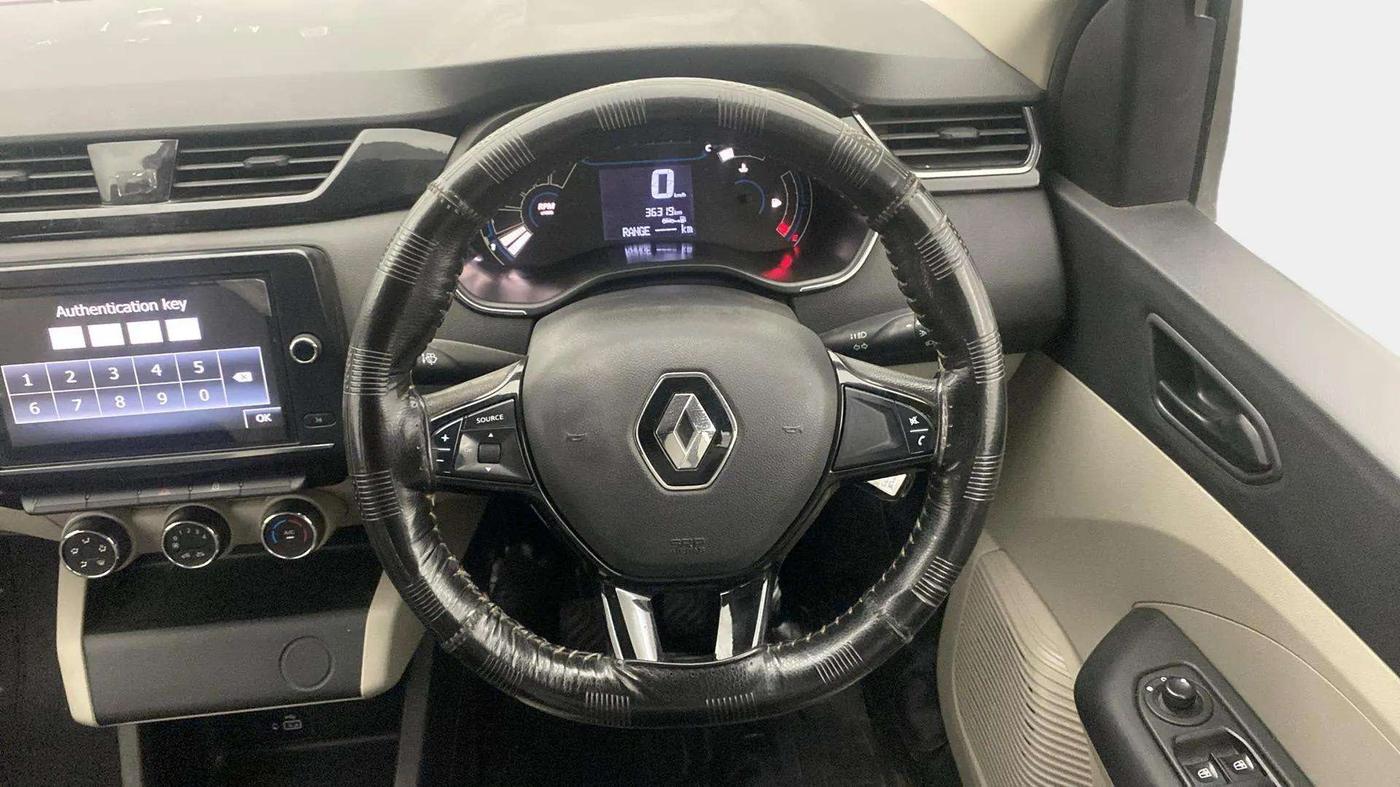 2021 Renault TRIBER RXT, Petrol, Manual, 36,329 km, Steering Wheel Close Up