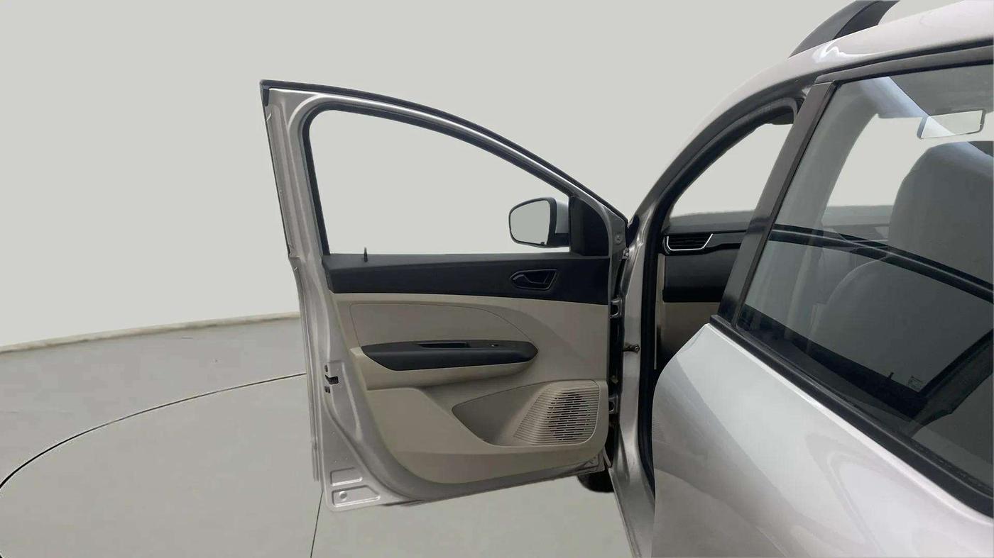 2021 Renault TRIBER RXT, Petrol, Manual, 36,329 km, LHS Front Door