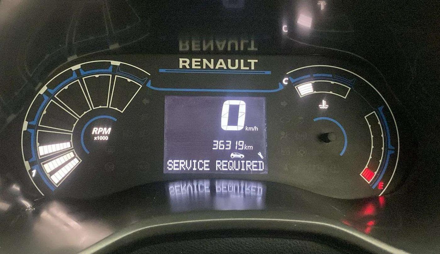 2021 Renault TRIBER RXT, Petrol, Manual, 36,329 km, Odometer Image