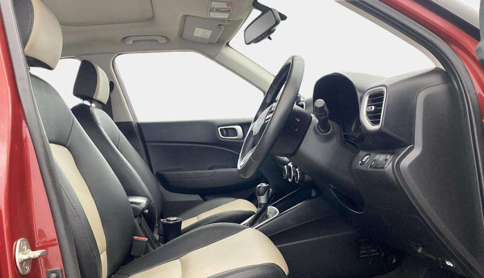 2019 Hyundai VENUE SX PLUS 1.0 TURBO DCT, Petrol, Automatic, 49,791 km, Right Side Front Door Cabin