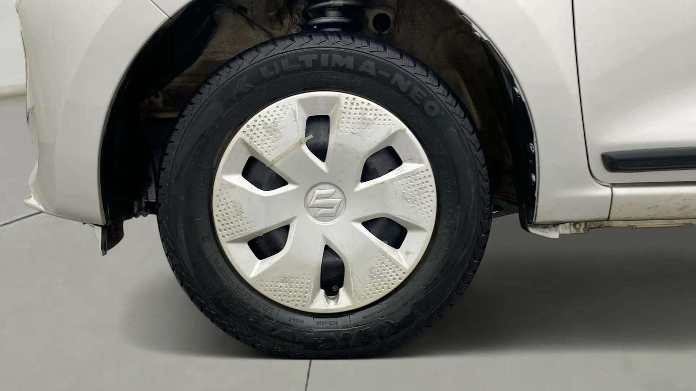 2022 Maruti Alto K10 VXI PLUS, Petrol, Manual, 24,965 km, Left Front Wheel