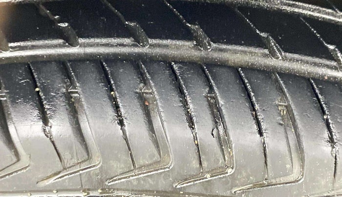 2022 Maruti Alto K10 VXI PLUS, Petrol, Manual, 24,812 km, Right Front Tyre Tread