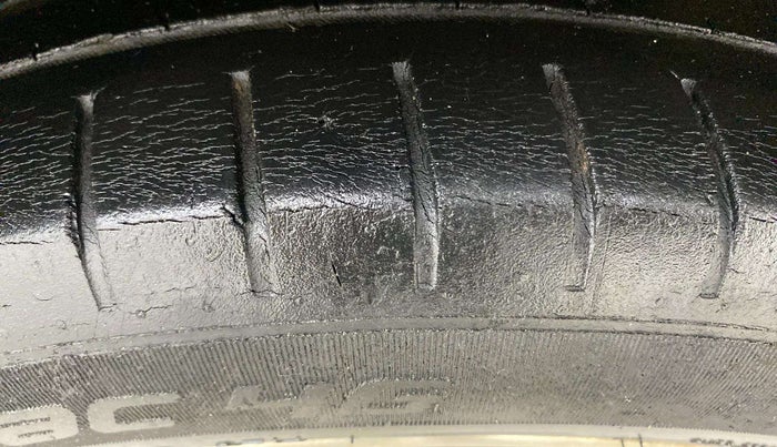 2019 Maruti Baleno ZETA PETROL 1.2, Petrol, Manual, 71,665 km, Left Rear Tyre Tread