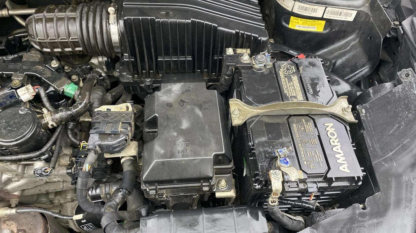 2020 Tata ALTROZ XZ PETROL, Petrol, Manual, 50,328 km, Engine View - Left