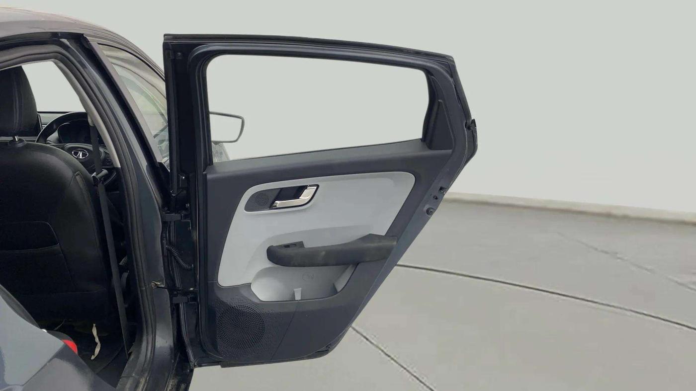 2020 Tata ALTROZ XZ PETROL, Petrol, Manual, 50,328 km, RHS Rear Door