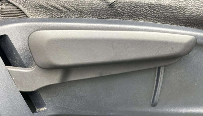2020 Tata ALTROZ XZ PETROL, Petrol, Manual, 50,328 km, Driver Side Adjustment Panel