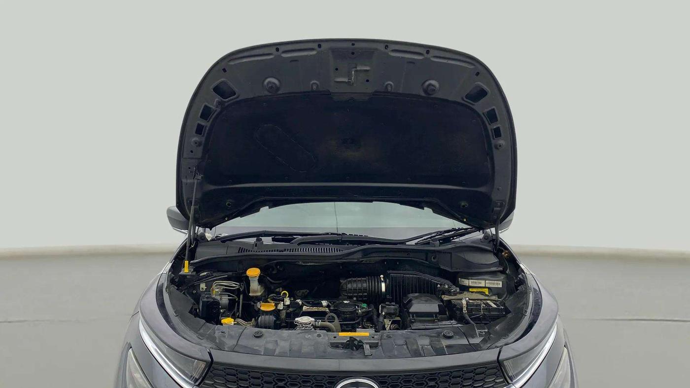 2020 Tata ALTROZ XZ PETROL, Petrol, Manual, 50,328 km, Open Bonet