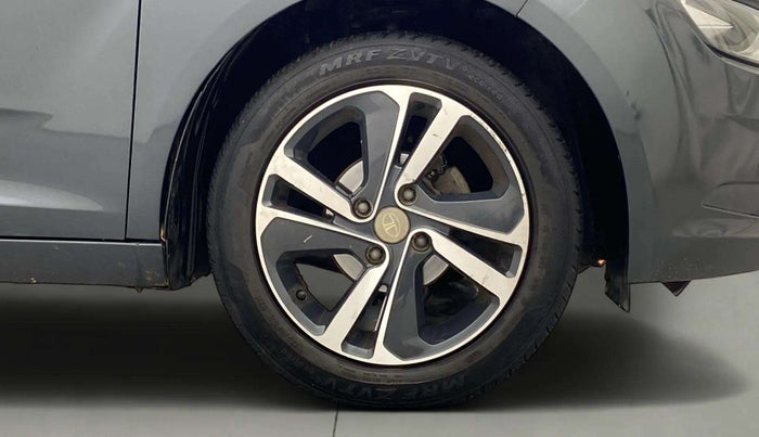2020 Tata ALTROZ XZ PETROL, Petrol, Manual, 50,328 km, Right Front Wheel