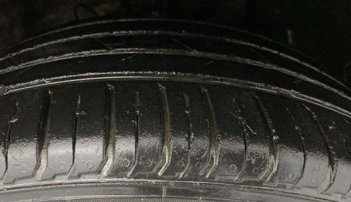 2020 Hyundai VENUE SX 1.0 TURBO IMT, Petrol, Manual, 36,245 km, Right Front Tyre Tread