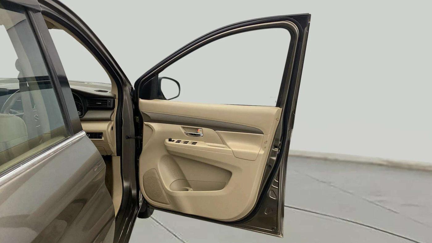 2020 Maruti Ertiga VXI CNG, CNG, Manual, 61,571 km, RHS Front Door