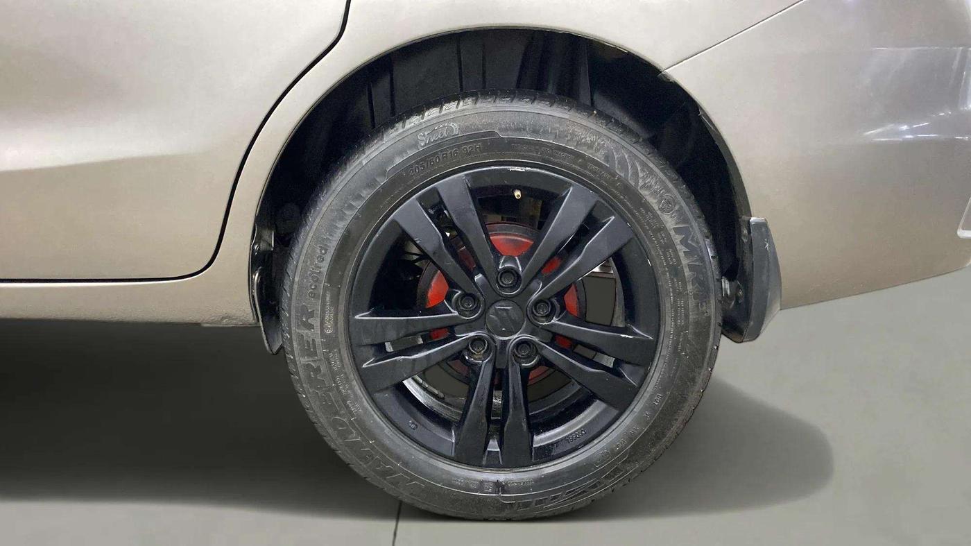 2020 Maruti Ertiga VXI CNG, CNG, Manual, 61,571 km, Left Rear Wheel