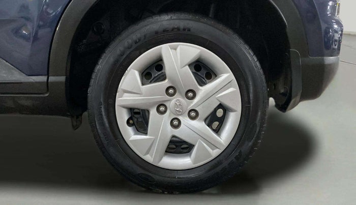 2020 Hyundai VENUE S 1.2, Petrol, Manual, 33,406 km, Left Rear Wheel