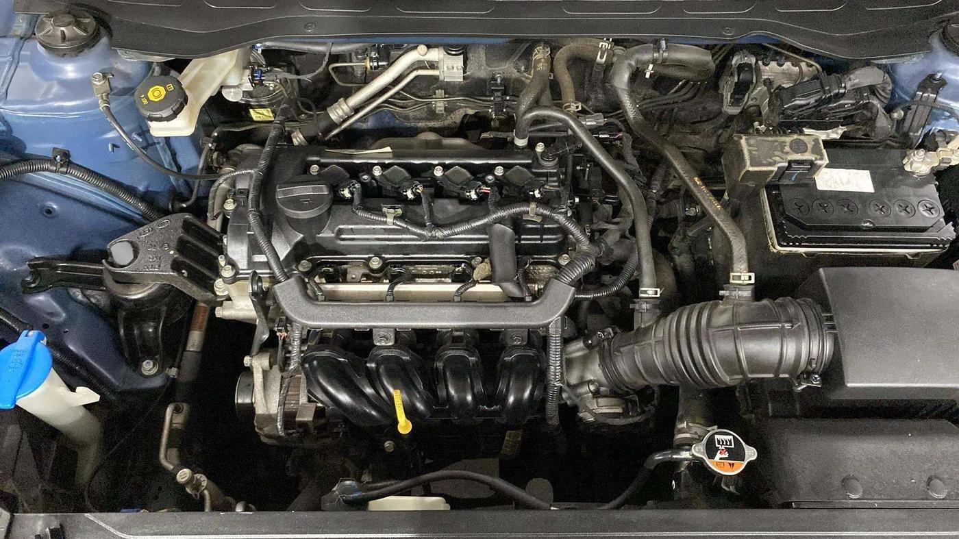 2020 Hyundai VENUE S 1.2, Petrol, Manual, 33,406 km, Engine View