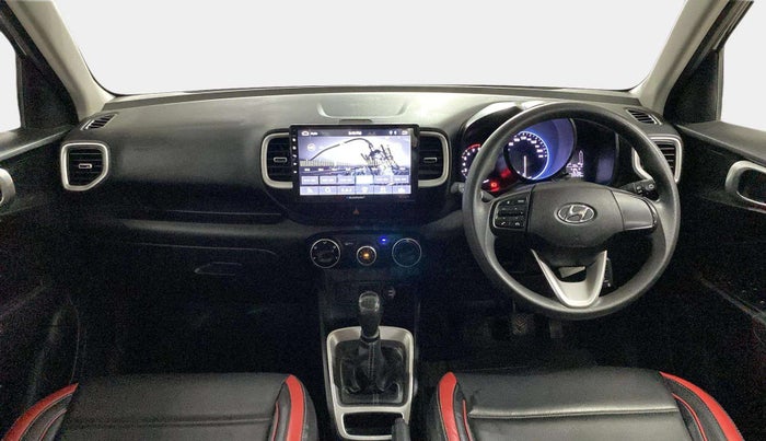 2020 Hyundai VENUE S 1.2, Petrol, Manual, 33,406 km, Dashboard