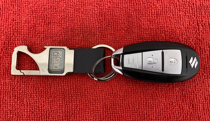 2020 Maruti Vitara Brezza VXI, Petrol, Manual, 35,100 km, Key Close Up